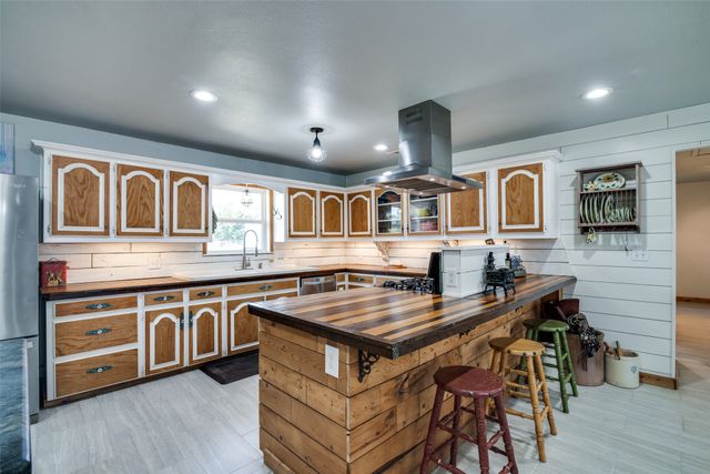 200 Vz County Road 2403, Canton, TX 75103
