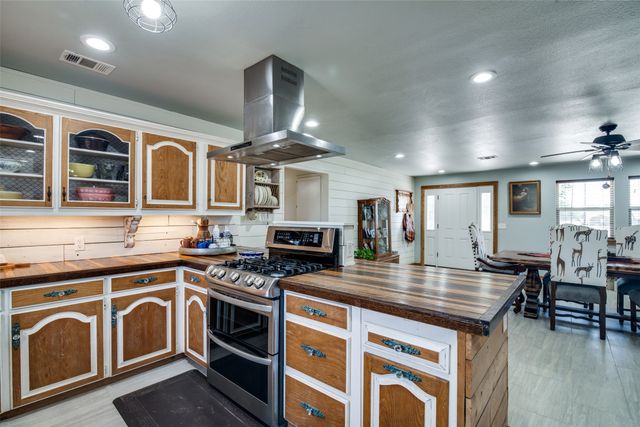 200 Vz County Road 2403, Canton, TX 75103