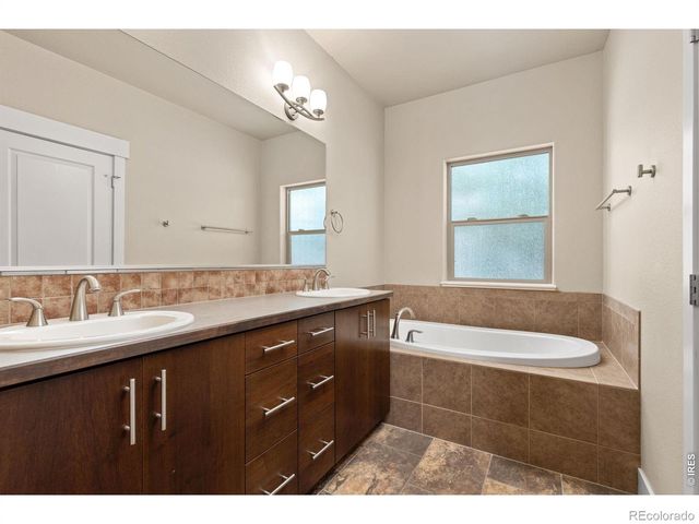 102 Kitty Hawk Drive, Windsor, CO 80550