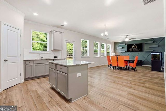 731 River Gardens Drive SE, Atlanta, GA 30354