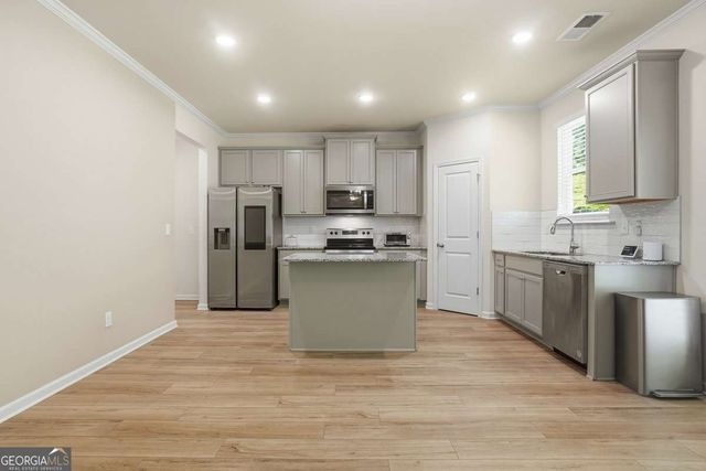 731 River Gardens Drive SE, Atlanta, GA 30354