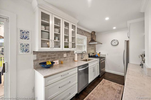 1364 Humphrey Avenue, Birmingham, MI 48009