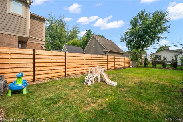 1364 Humphrey Avenue, Birmingham, MI 48009