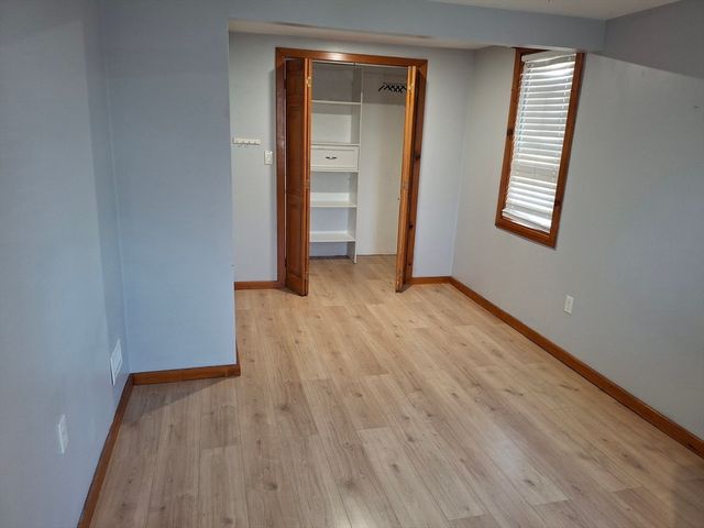 45 Oak St, Taunton, MA 02780