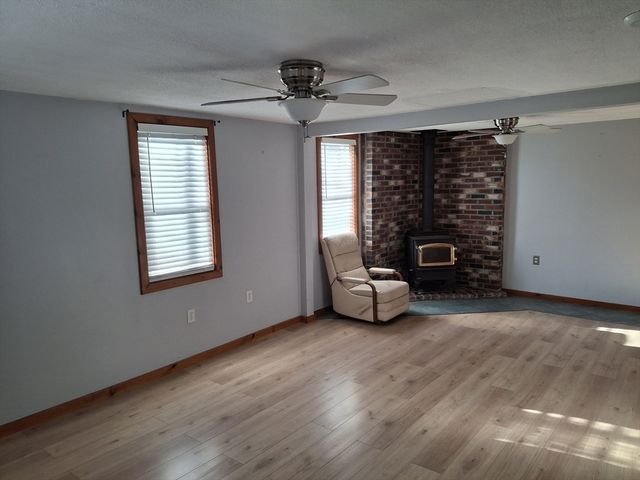 45 Oak St, Taunton, MA 02780