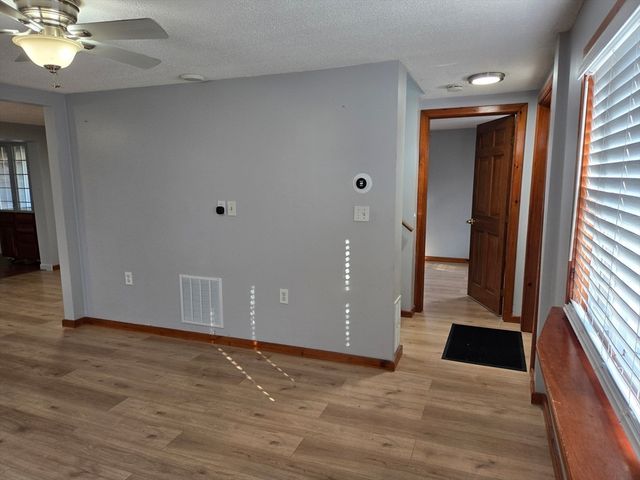 45 Oak St, Taunton, MA 02780