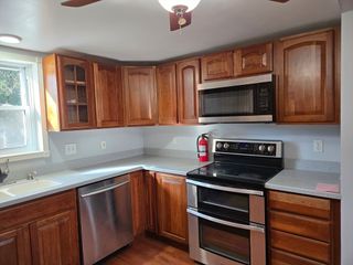 45 Oak St, Taunton, MA 02780