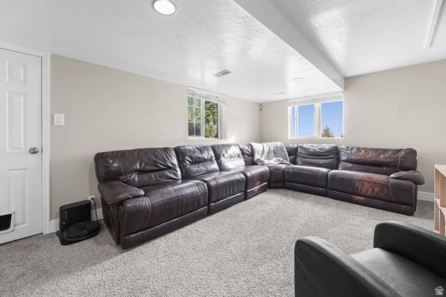 472 E 3425 N, North Ogden, UT 84414