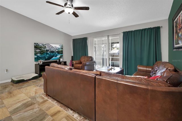 828 WHITE BIRCH COURT, Orange City, FL 32763