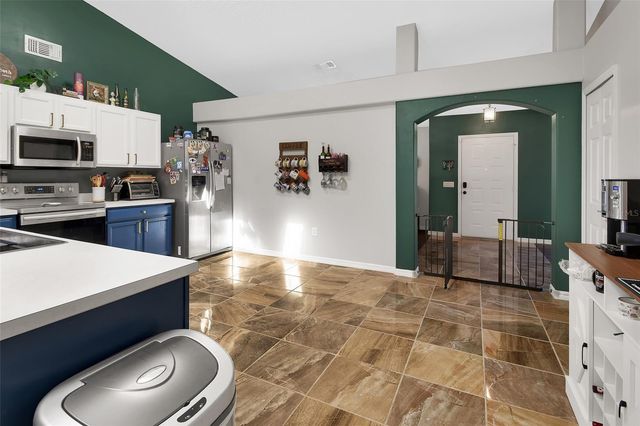 828 WHITE BIRCH COURT, Orange City, FL 32763