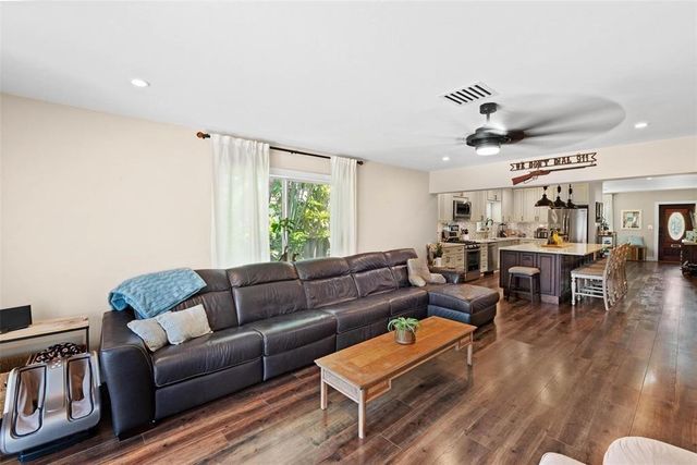 1534 Van Buren St, Hollywood, FL 33020