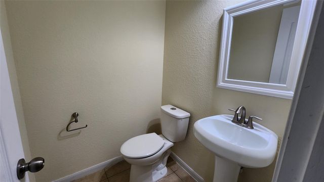 2318 Nashmor Drive, Sugar Land, TX 77479