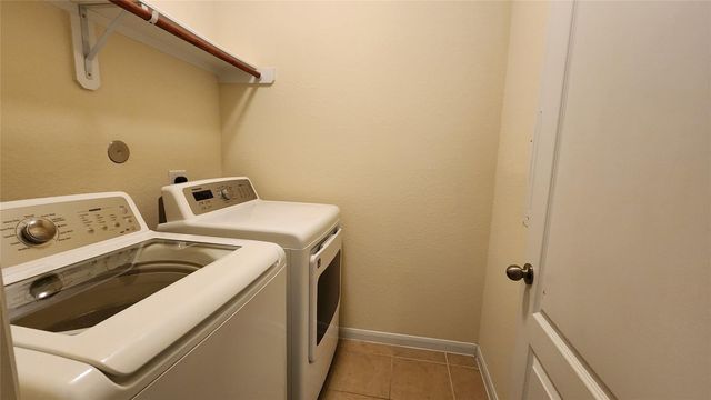 2318 Nashmor Drive, Sugar Land, TX 77479