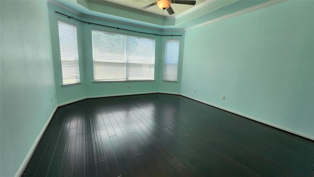 2318 Nashmor Drive, Sugar Land, TX 77479