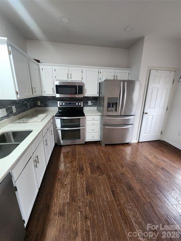 2375 Curecanti Court, Kannapolis, NC 28083