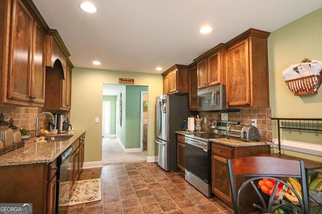 5409 Stepstone Way, Gainesville, GA 30506