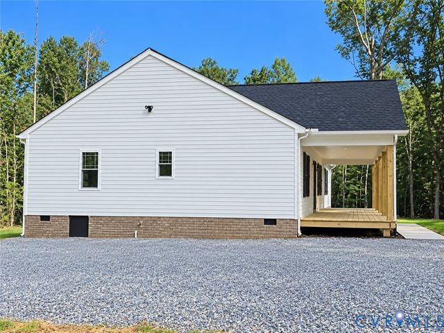 1010 Johnson Rd, Mineral, VA 23117