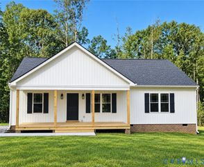 1010 Johnson Rd, Mineral, VA 23117