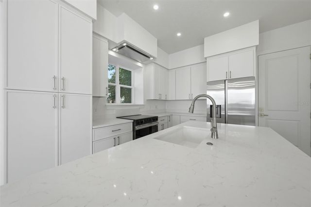 1510 WILSON AVENUE, Orlando, FL 32804