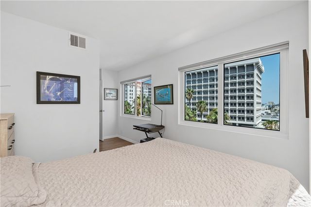 525 E Seaside 710, Long Beach, CA 90802
