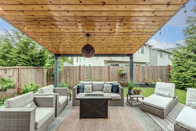 3302 104th Avenue NE, Lake Stevens, WA 98258