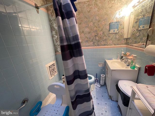 657 N 54TH ST, Philadelphia, PA 19131