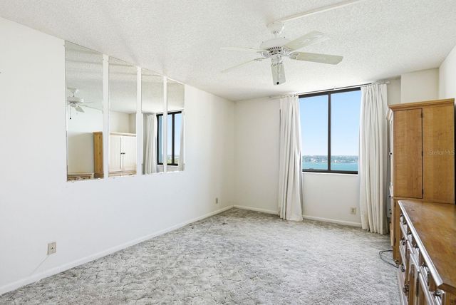 6287 BAHIA DEL MAR CIRCLE 1202, St Petersburg, FL 33715