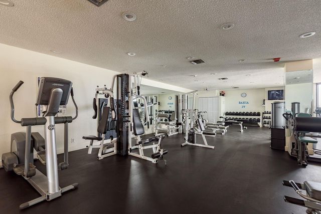 6287 BAHIA DEL MAR CIRCLE 1202, St Petersburg, FL 33715