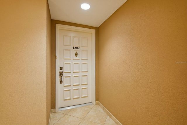 6287 BAHIA DEL MAR CIRCLE 1202, St Petersburg, FL 33715