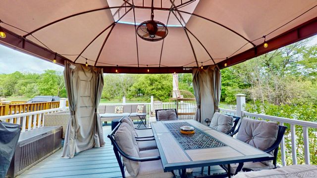 302 Angelo Drive, Montgomery, NY 12549