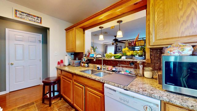 302 Angelo Drive, Montgomery, NY 12549