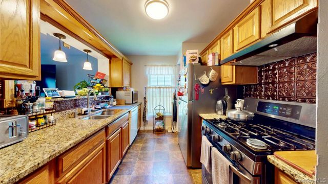 302 Angelo Drive, Montgomery, NY 12549