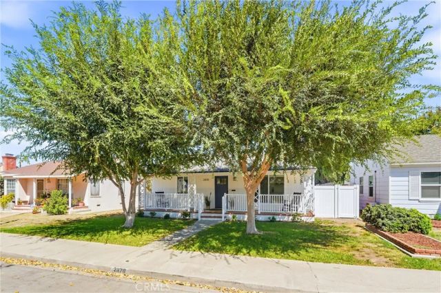 2870 Daisy, Long Beach, CA 90806