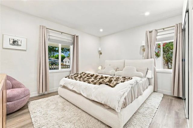 2870 Daisy, Long Beach, CA 90806