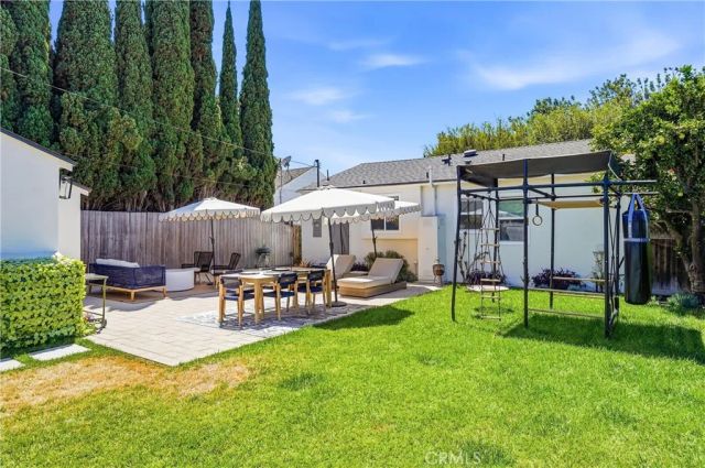 2870 Daisy, Long Beach, CA 90806