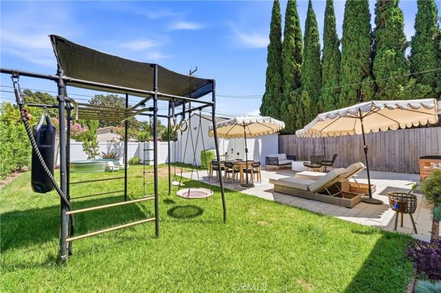 2870 Daisy, Long Beach, CA 90806