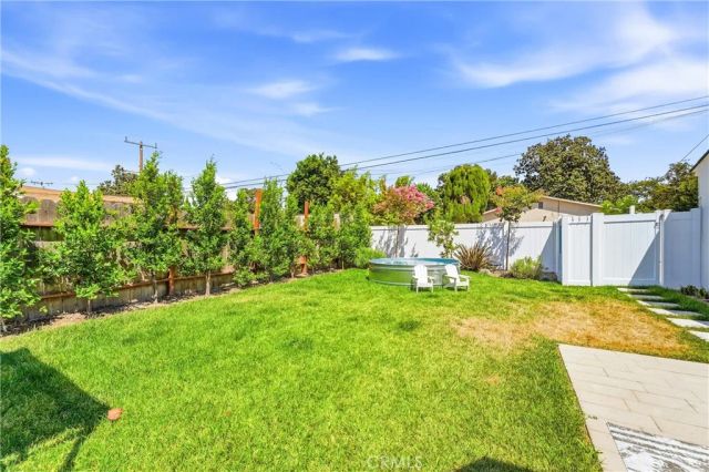 2870 Daisy, Long Beach, CA 90806