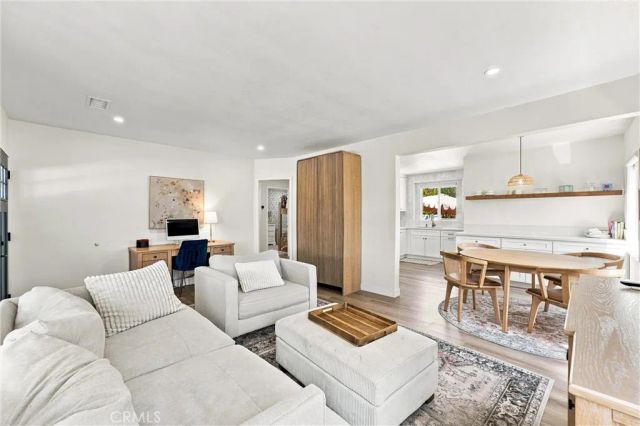2870 Daisy, Long Beach, CA 90806