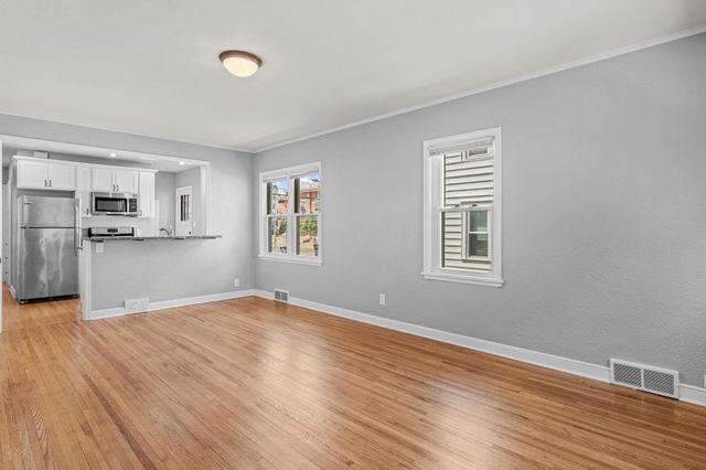 1210 Sherburne Avenue, Saint Paul, MN 55104
