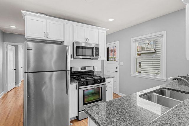 1210 Sherburne Avenue, Saint Paul, MN 55104