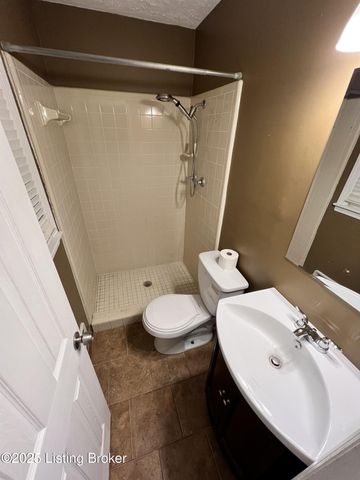 9310 Habersham Dr, Louisville, KY 40242