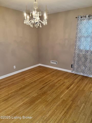 9310 Habersham Dr, Louisville, KY 40242