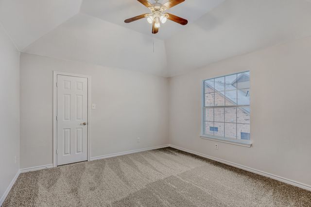 2207 Creekedge Court, Corinth, TX 76210