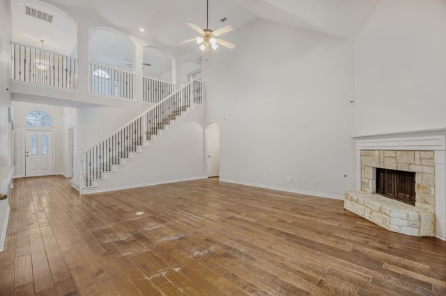 2207 Creekedge Court, Corinth, TX 76210