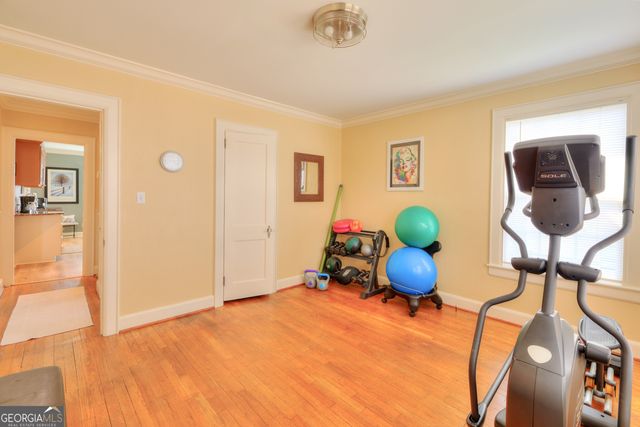 1005 S Crest Road, Rossville, GA 30741