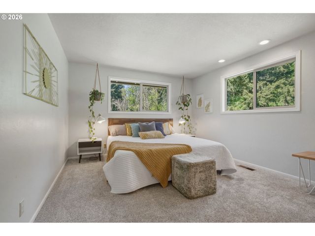 25421 Se SUNSHINE VALLEY Rd, Damascus, OR 97089