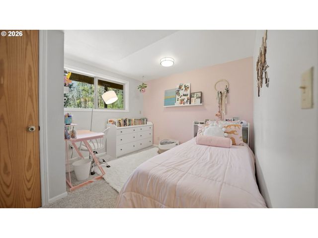25421 Se SUNSHINE VALLEY Rd, Damascus, OR 97089