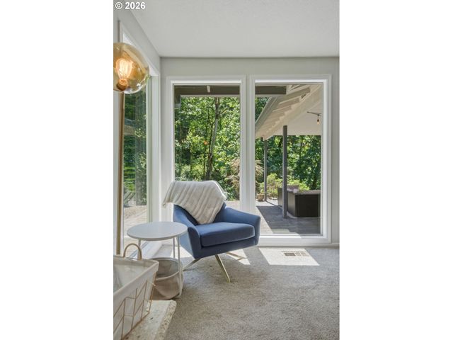 25421 Se SUNSHINE VALLEY Rd, Damascus, OR 97089