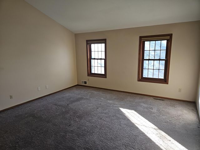 4520 Juneau Lane N, Plymouth, MN 55446