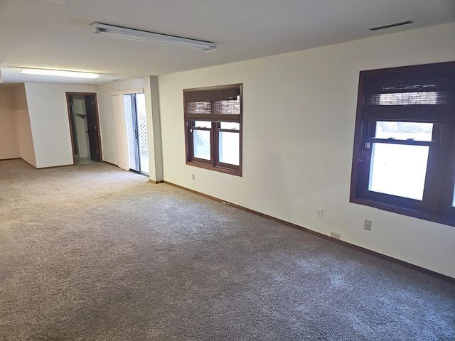 4520 Juneau Lane N, Plymouth, MN 55446